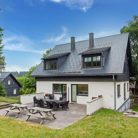 Rennsteig Trail Family Escape, Cleaning Included Holiday home Eisfeld